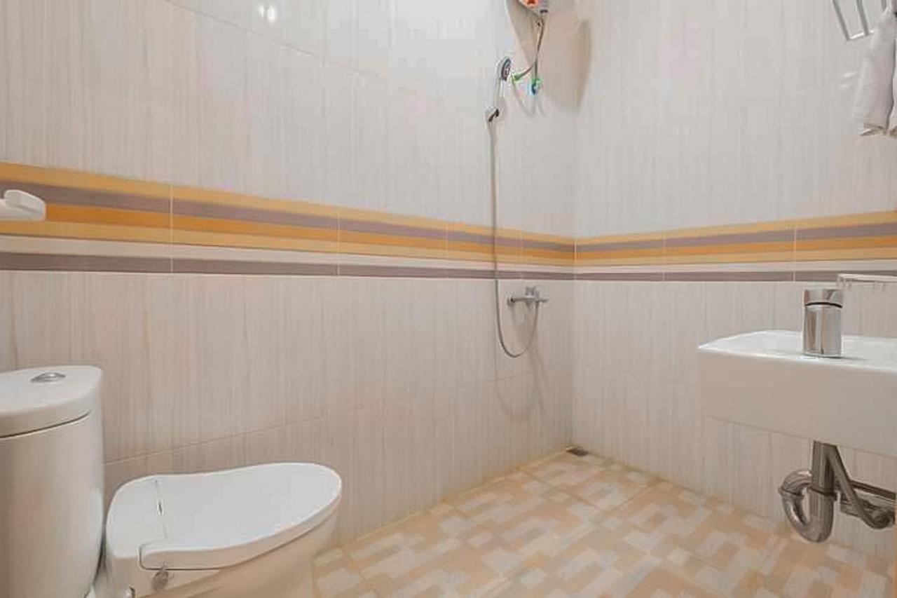 Hotel Reddoorz Syariah Near Tugu Lampu Gentur Cianjur Exterior foto