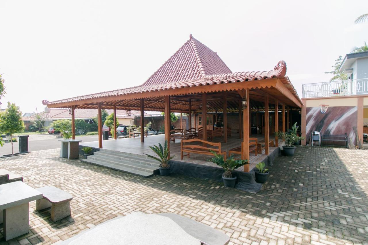Hotel Reddoorz Syariah Near Tugu Lampu Gentur Cianjur Exterior foto