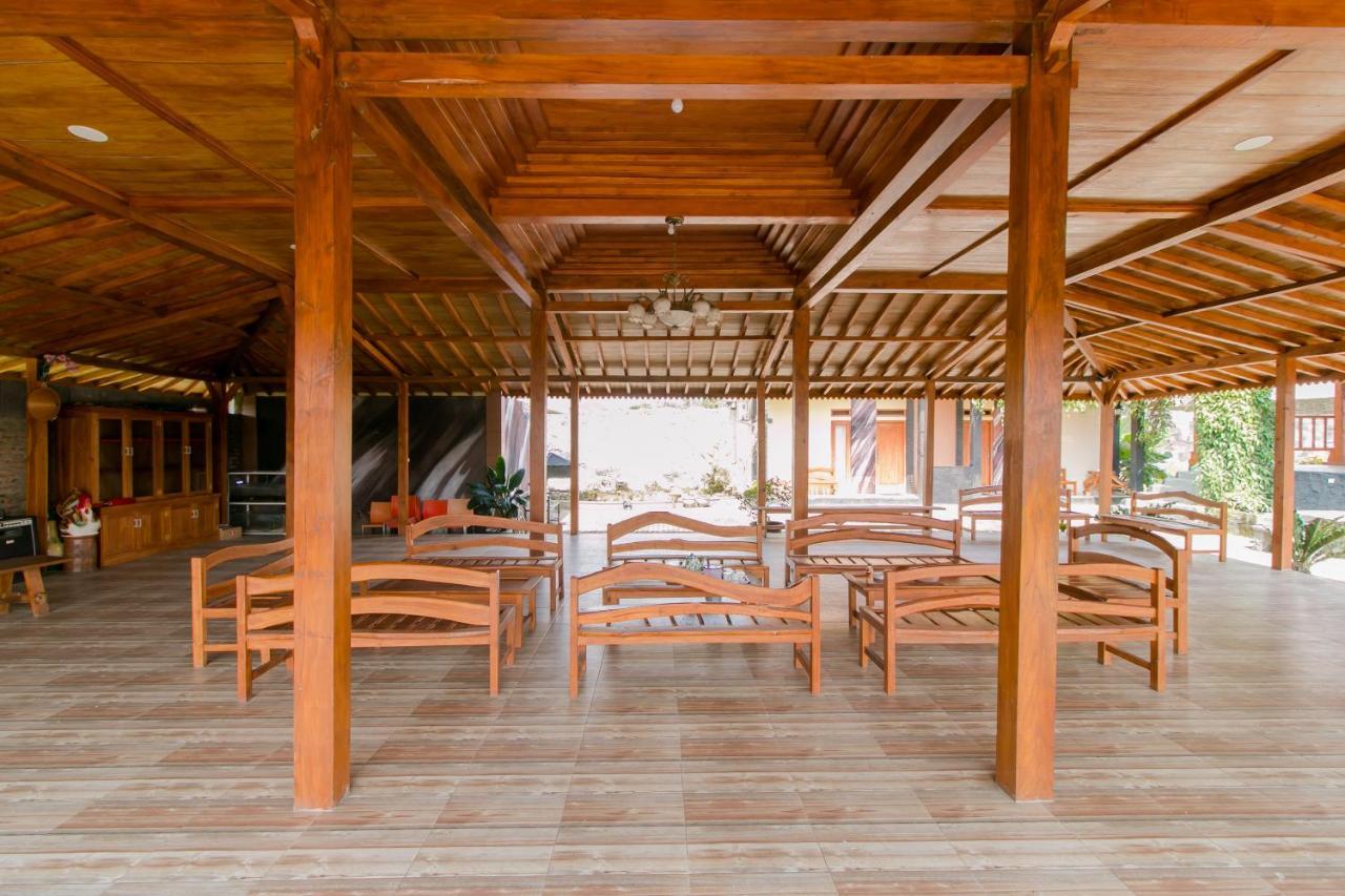 Hotel Reddoorz Syariah Near Tugu Lampu Gentur Cianjur Exterior foto