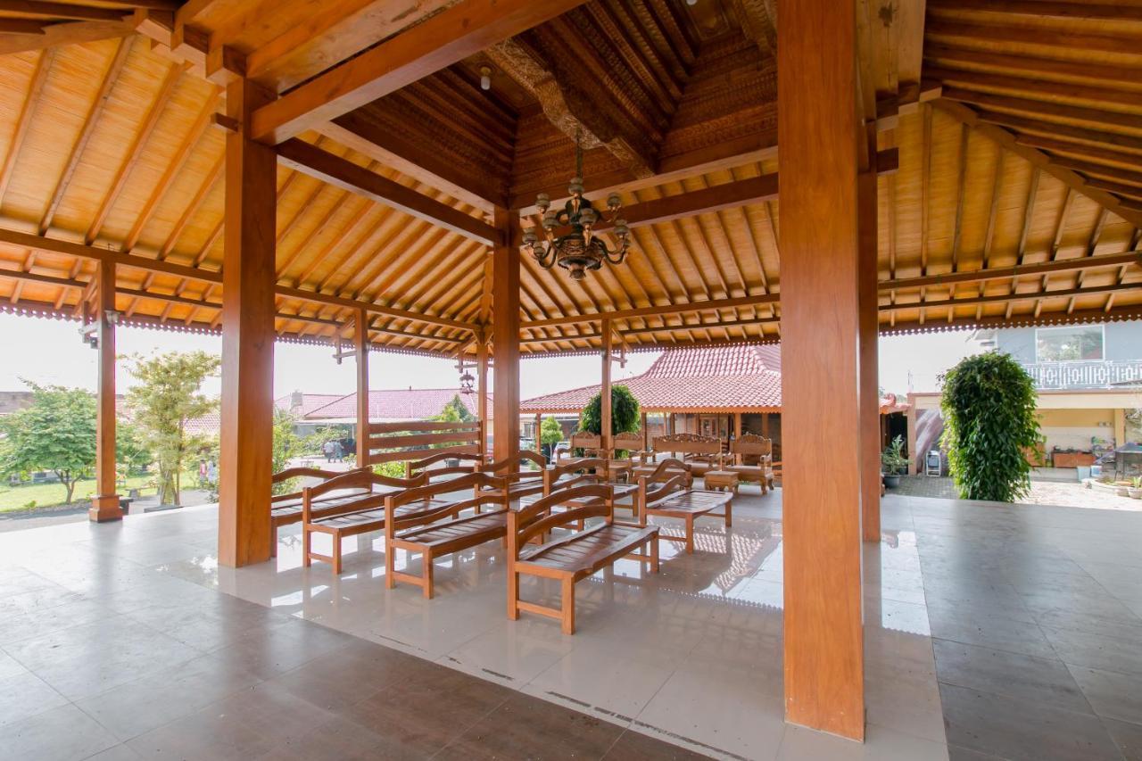 Hotel Reddoorz Syariah Near Tugu Lampu Gentur Cianjur Exterior foto